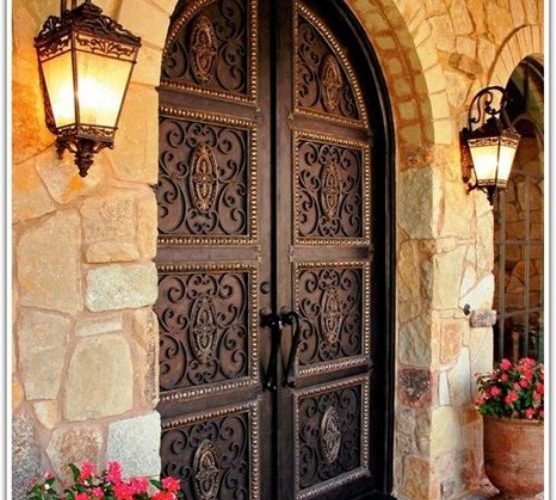 ۱۰ درب ورودی لاکچری برای ویلاهای لوکس در مازندران